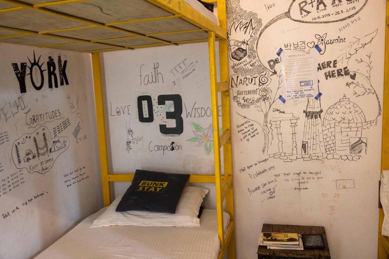 Bunkstay Coworking Hostel & Glamping Risikés Kültér fotó